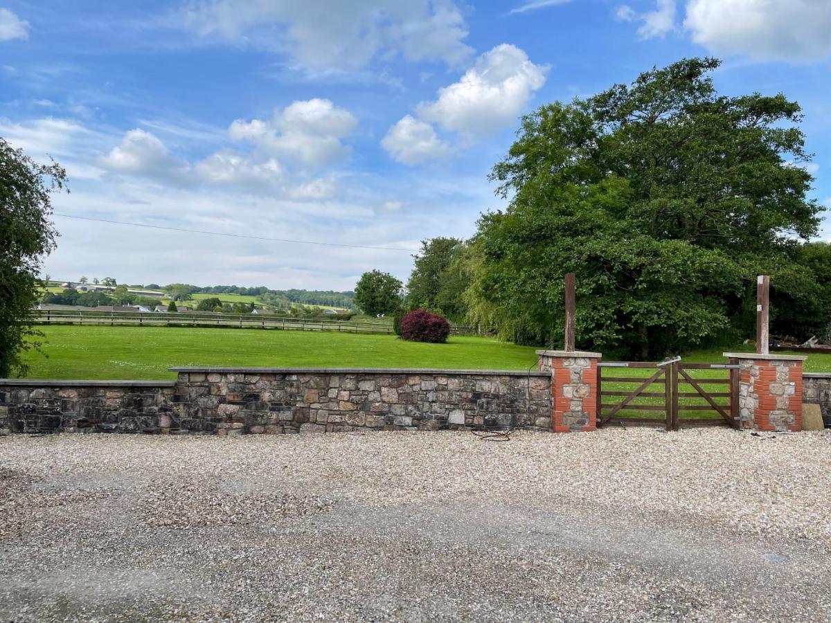 Villa Red Kite Barn Ammanford Exterior foto